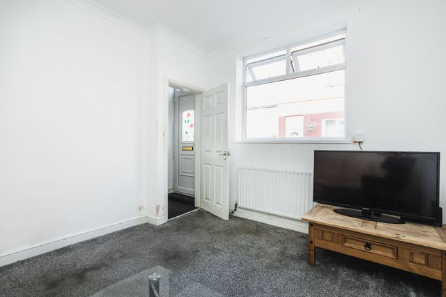 2, Albany Place, Pontefract photo 3