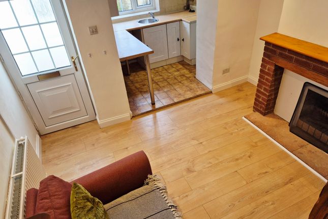 11a, Commercial Street, Cinderford photo 4