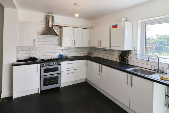 7, Mafeking Avenue, Ilford photo 4