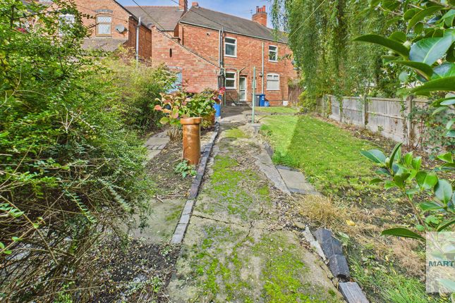 Cam03663G0-Pr0203-Still028