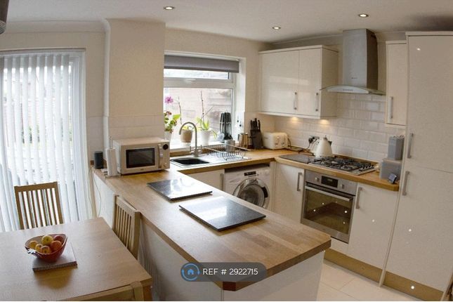 Eccleshall Road, Stone photo 4