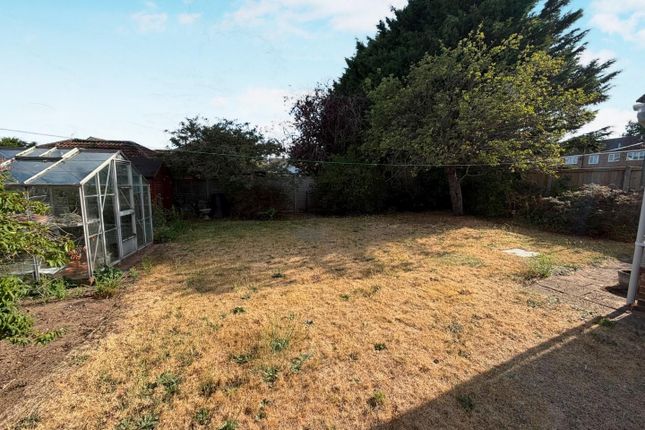 9, West Drive, Brandon photo 2
