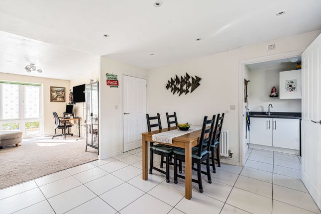20, Summer Meadow, Exeter photo 4