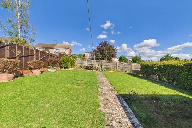 37, Birchwood Fields, Gloucester photo 2