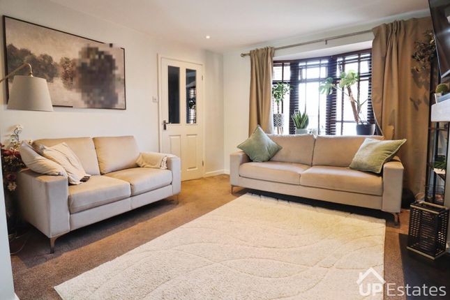 15, Delage Close, Coventry photo 4
