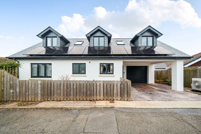 3-bed house on 14, Rea Barn Close, Devon, £495,000