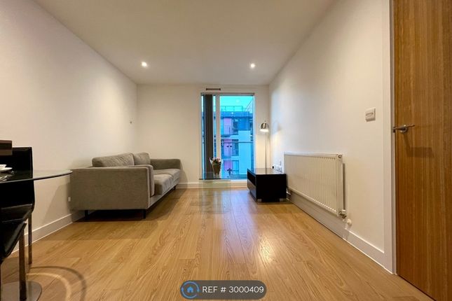 Flat, Adana Building Conington Road, London photo 4