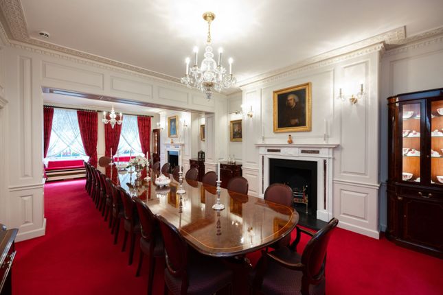 Town house for sale in Craven Street, London