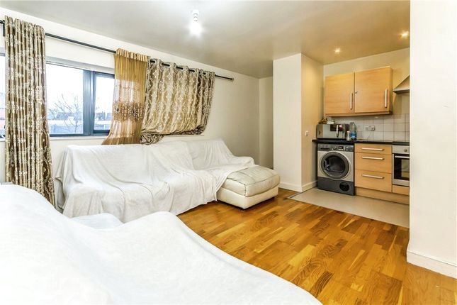 Flat 55, Radnor House, 1272, London Road, London photo 2