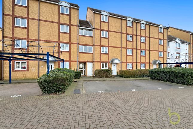 Thumbnail Flat for sale in Astley, Grays