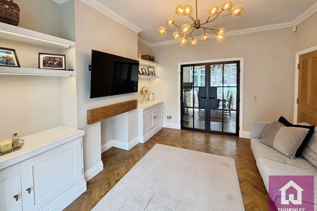 9, Blantyre Road, Swinton photo 3