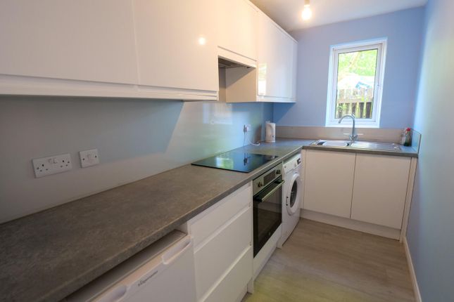 4, Gilstead Avenue, Morecambe photo 2