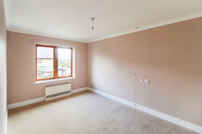 Flat to rent in Flat, Ladyslaude Court, Bramley Way, Bedford