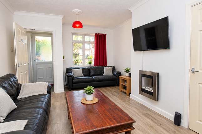 151 Cadge Road, Norwich photo 3