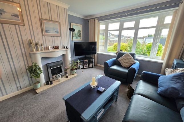 54 Rockfields, Porthcawl photo 4