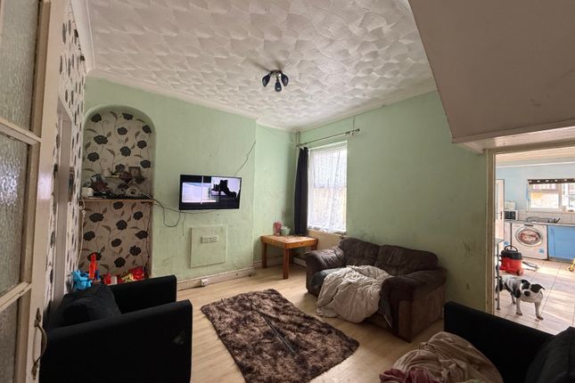 5, Castle Terrace, Milford Haven photo 2