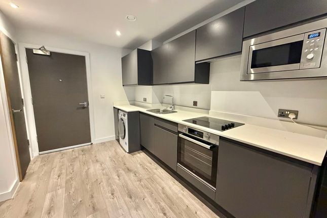 98 Greengate, Salford photo 2