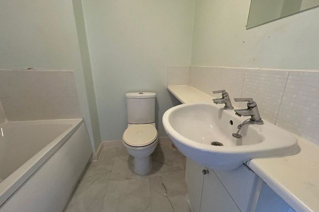 16, Carrington Road, Leicester photo 4