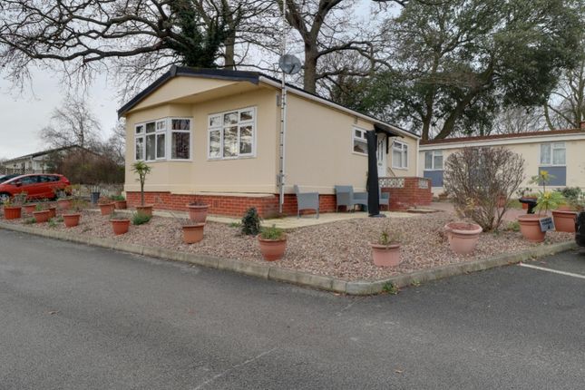 2-bed caravan on 37, Westgate Park, Sleaford, £90,000
