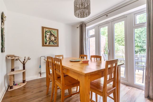 55 Buttinghill Drive, Haywards Heath photo 4
