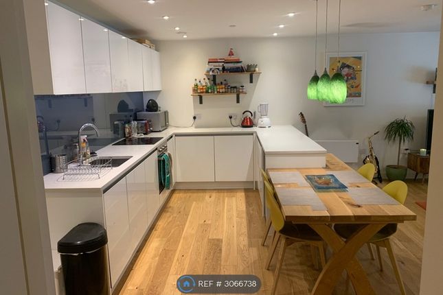 Flat, Munday Street, Manchester photo 4