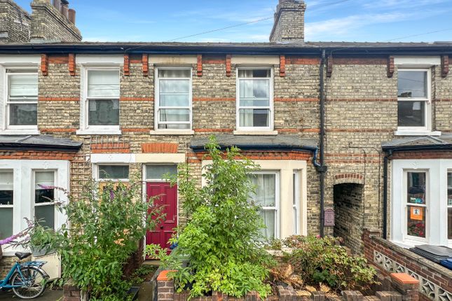 Thumbnail Terraced house for sale in Cavendish Road, Cambridge