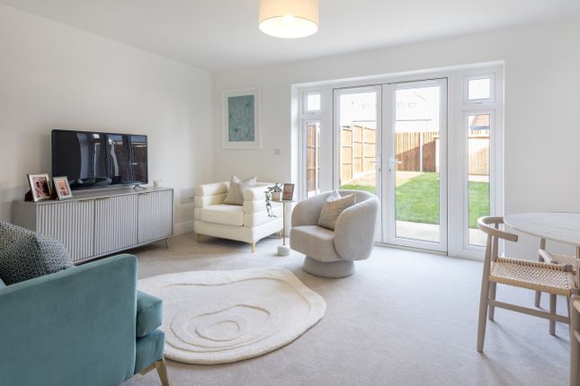 99, Tawny Owl Way, Hambrook, Po18 8Re photo 2