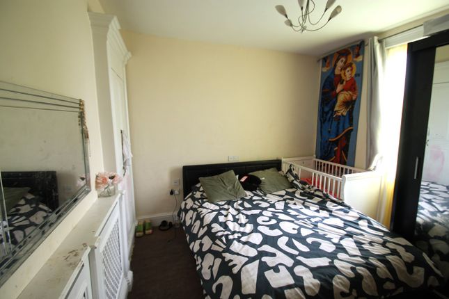 Flat for sale in Sidney Road, Forest Gate