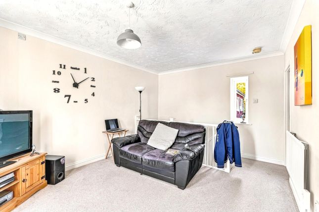 Caxton Ct, King's Lynn photo 3