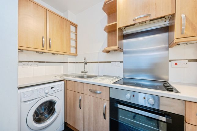 29, Latium Close, St. Albans photo 3