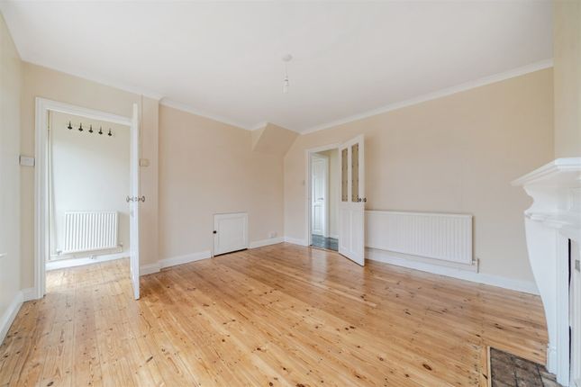 62, Orchard Road, Horsham photo 3