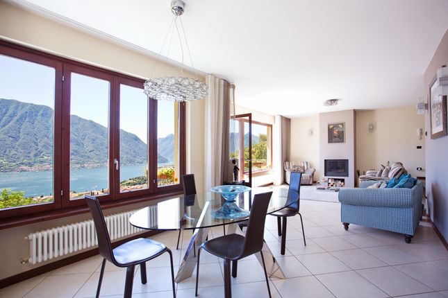 Apartment for sale in 22016 Lenno Co, Italy