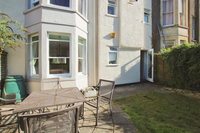 Thumbnail Flat to rent in Cotham Vale, Cotham, Bristol