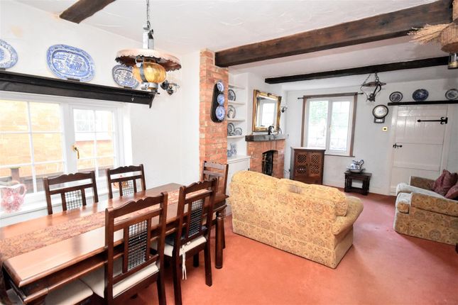 Semi-detached house for sale in High Road, Soulbury, Leighton Buzzard