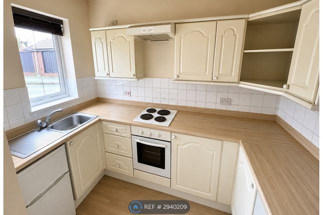 Redwood Road, Bilston photo 3