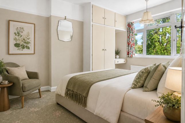 91 Datchet Road, London photo 3