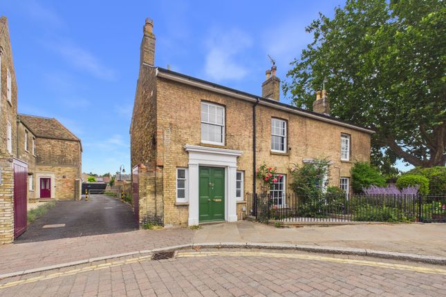 3-bed house on 22, St. Marys Street, Ely, £1,550/mo