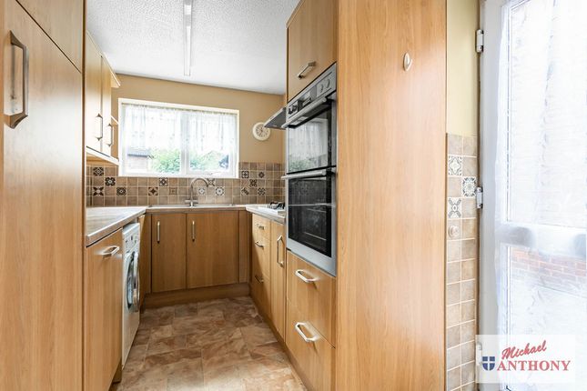 14, Hampton, Milton Keynes photo 4