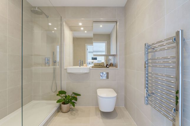 805, Apex One, Nine Elms, London photo 4