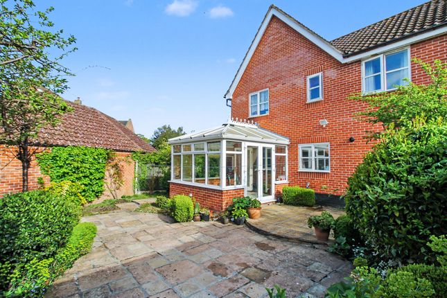 28 Neil Avenue, Holt photo 4