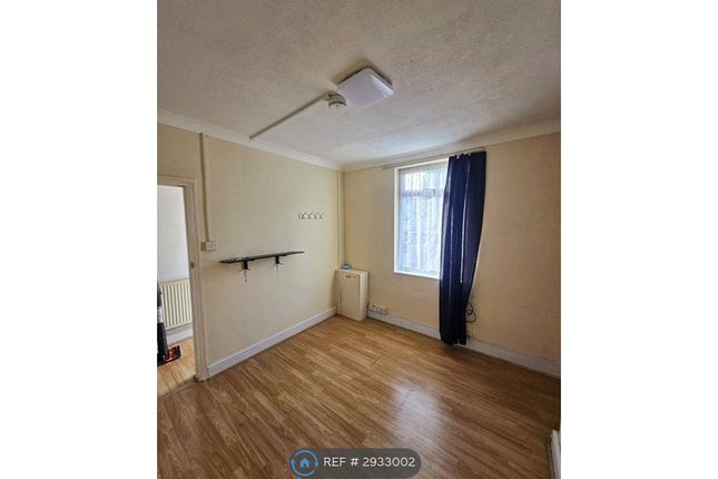 Winstanley Road, Wellingborough photo 2