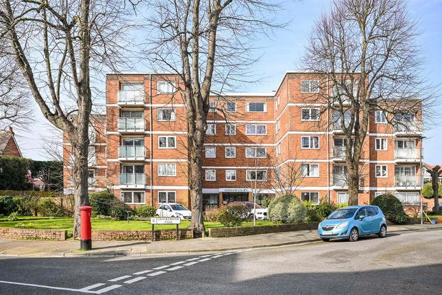 Flat for sale in Craneswater Park, Southsea