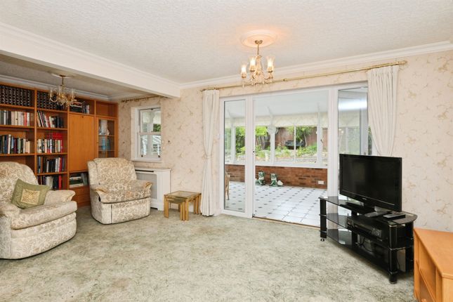 12, St. Annes Park, Broxbourne photo 4