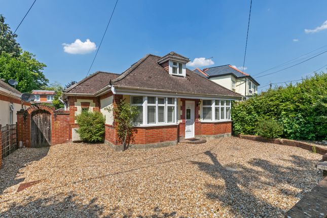 Thumbnail Detached bungalow to rent in Finches Lane, Twyford, Winchester