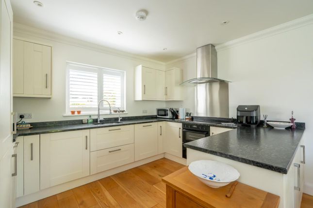 6, Fawkes Mews, Bognor Regis photo 4