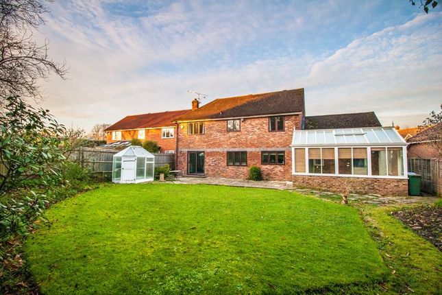 Thumbnail Detached house for sale in The Hooks, Henfield