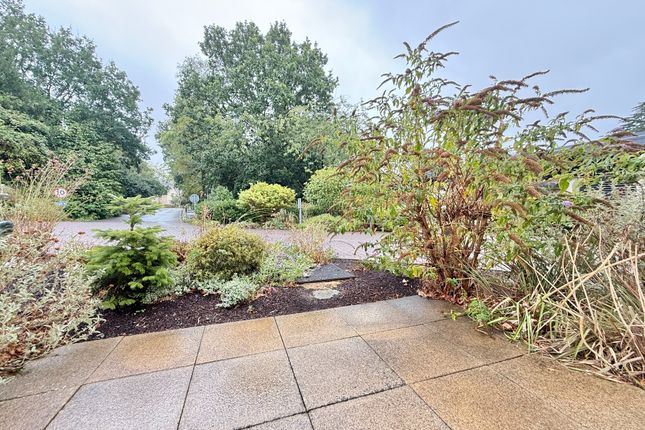 44 Garnier Drive, Bishopstoke Park, Eastleigh photo 4