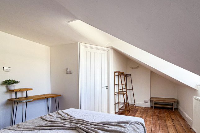 Room 5, 1 Albemarle Road, Somerset photo 4