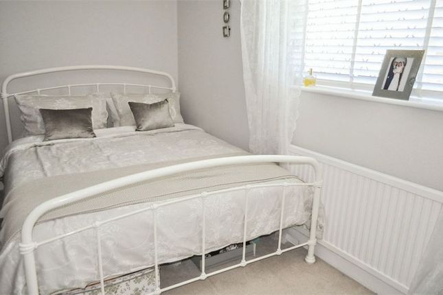 Terraced house to rent in The Readings, Harlow