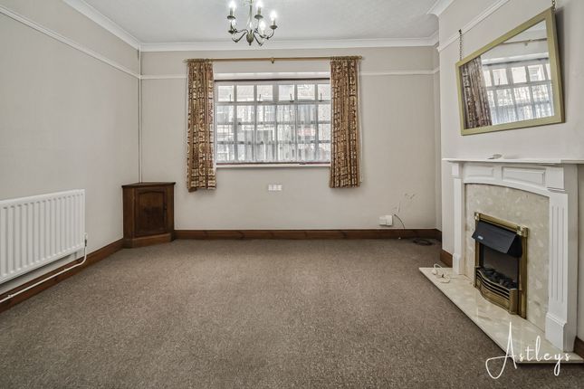 1 Henrietta Street, Swansea photo 2